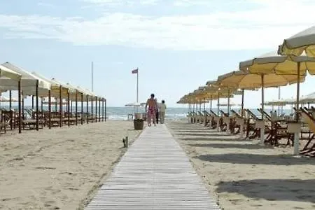 Apuamare Apartament *